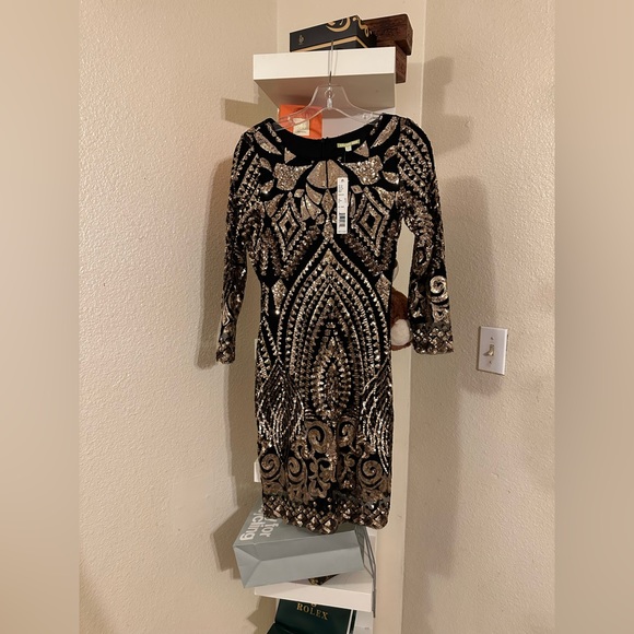 Gianni Bini Dresses & Skirts - Woman’s long sleeve Gianni dress❤️👗